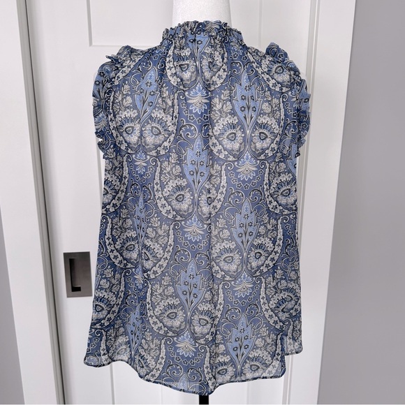 GAP Sleeveless Ruffle Shirt - Picture 3 of 5